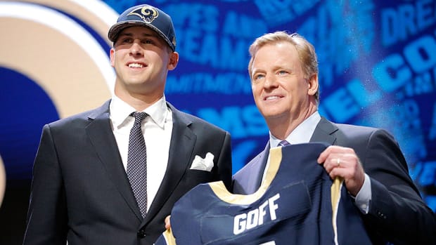 audibles-podcast-nfl-advice-rookies-coaches-quarterbacks-pressure-kickoffs.jpg
